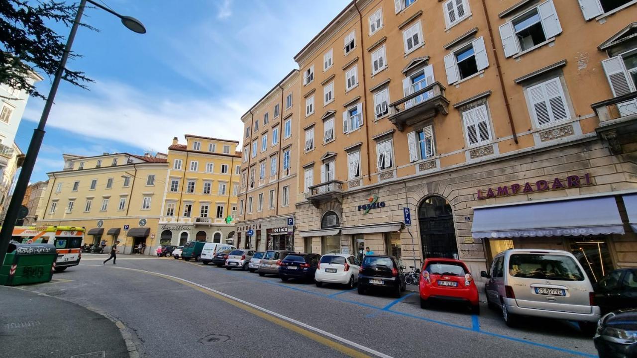 Ospitale 7 Apartment Trieste Ngoại thất bức ảnh